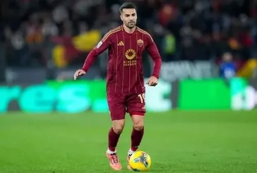 Fulham Zeki Çelik’i istiyor!