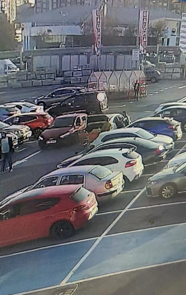 esenyurtta-akillara-durgunluk-veren-hirsizlik-olayi-1700462438098.jpeg Esenyurt’ta akıllara durgunluk veren hırsızlık olayı! Jammer kullandılar-4