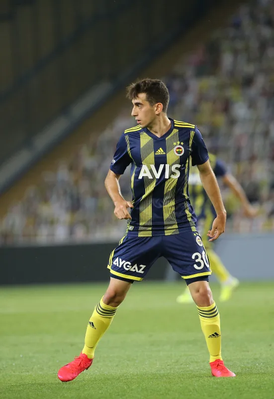 omer-faruk-beyaz-schalke-04-ile-anlasti-degeri-artik-40-milyon-euro-iste-fenerbahceden-ayrilik-nedenleri-1611655874960.jpg Ömer Faruk Beyaz Stuttgart'la anlaştı! Değeri artık 40 milyon euro! İşte Fenerbahçe'den ayrılık nedenleri-6