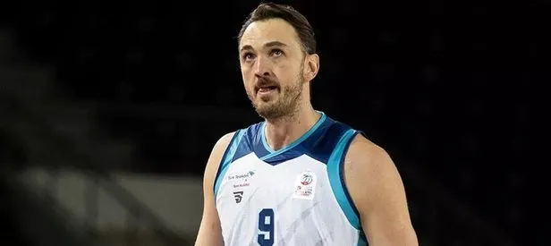 Semih Erden basketbolu bıraktı