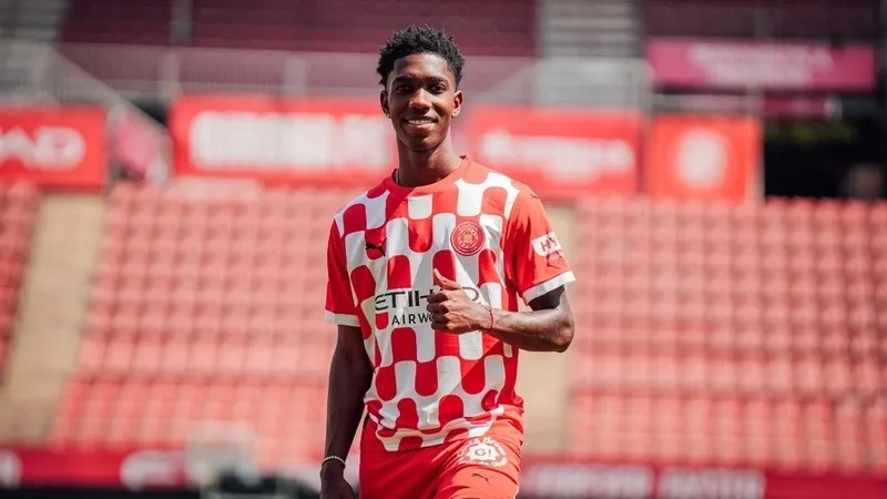 Yaser Asprilla resmen Galatasaray'da! İmza için İstanbul'a geldi-6