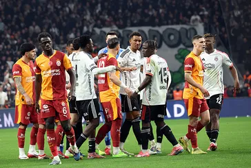 Galatasaray derbilerde eksik kalıyor!