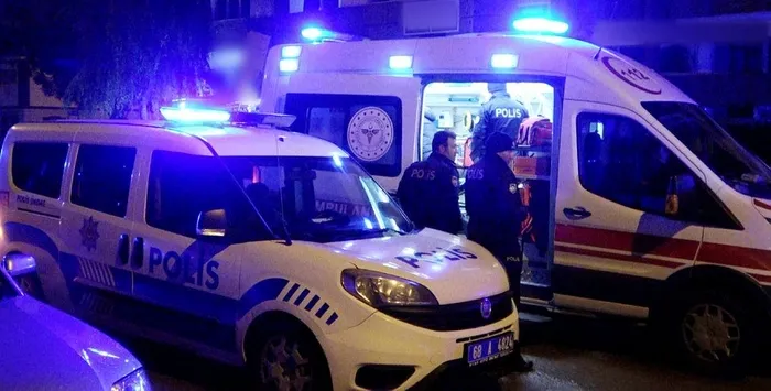 aksarayda-doktorlarin-park-kavgasi-bicakla-yaraladi-1700565762707.jpeg Aksaray'da doktorların "park" kavgası: Bıçakla yaraladı-2