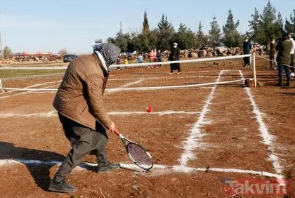 Koronavirüs salgınında köyden dışarı çıkamayan Şanlıurfa Viranşehirliler kendilerini tenise verdi