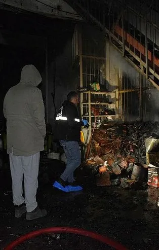 Malatya sanayi sitesinde çıkan yangın büyük paniğe neden oldu