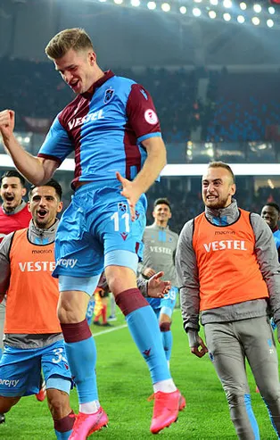 Trabzonsporlu Sörloth'un transferi için ilk açıklama | Real Madrid ve Sevilla...