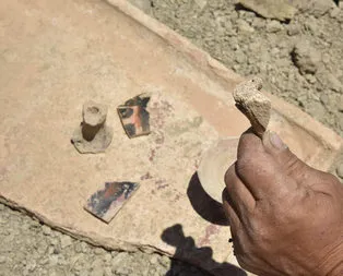 Taşa vurdular tarih çıktı