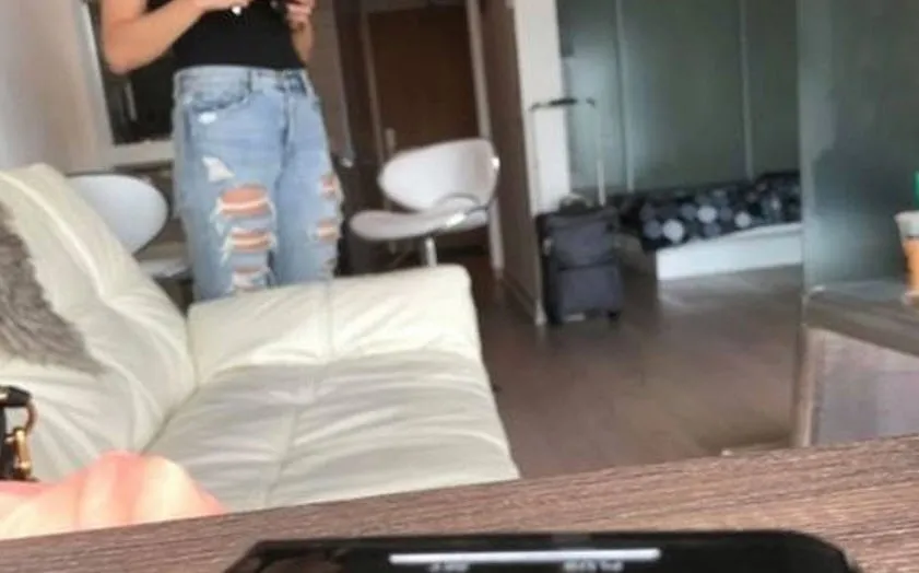 Yatak odasında gizli kamera buldu şoka uğradı! Galeri Takvim