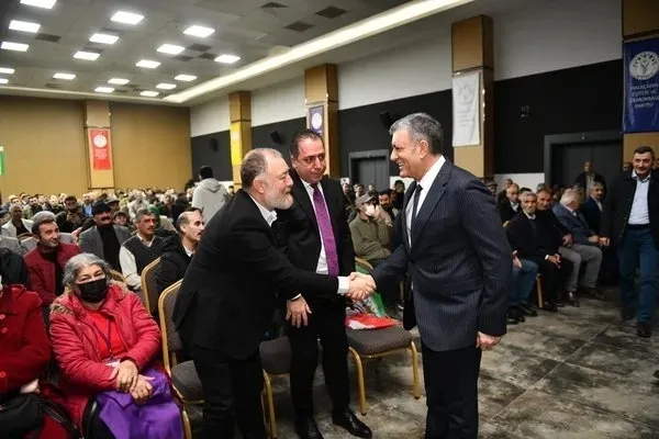 CHP'nin Atatürkçülüğü DEM'lenene kadar! Esenyurt Belediyesi'nde skandal! Her yerden kaldırdılar-3