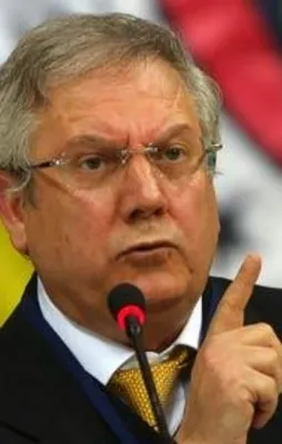 Aziz Yıldırım'a şok ceza!