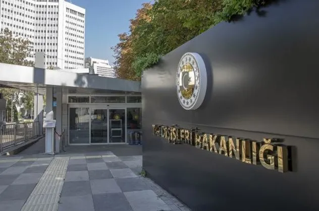 Dışişleri Bakanlığı'ndan ABD'ye göçmen tepkisi!