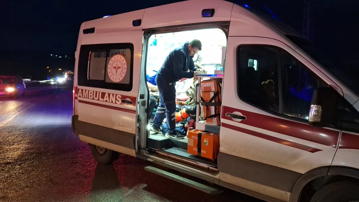 kurban-bayrami-tatilinin-z-raporu-tedbirler-sonuc-verdi-olumlu-trafik-kazalarinda-yuzde-451-dusus-1780308247785.jpeg Kurban Bayramı tatilinin "Z" raporu! Tedbirler sonuç verdi: Ölümlü trafik kazalarında yüzde 45,1 düşüş-3