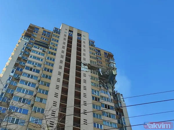 Kan donduran görüntüler! Gün ağarınca cesetler göründü! Rusya-Ukrayna savaşında dehşet veren kareler... - 33