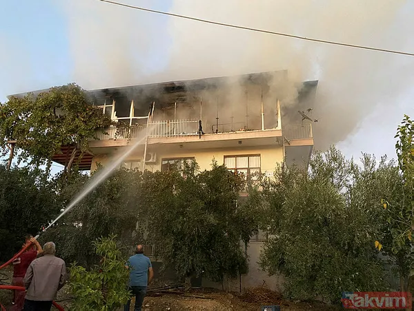 Antalya'da 3 katlı ev alev alev yandı! Yaşanan yangında korku dolu anlar yaşandı - 14