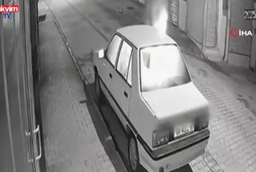 Konya Ereğli’de kundaklama: 4 araç yandı!