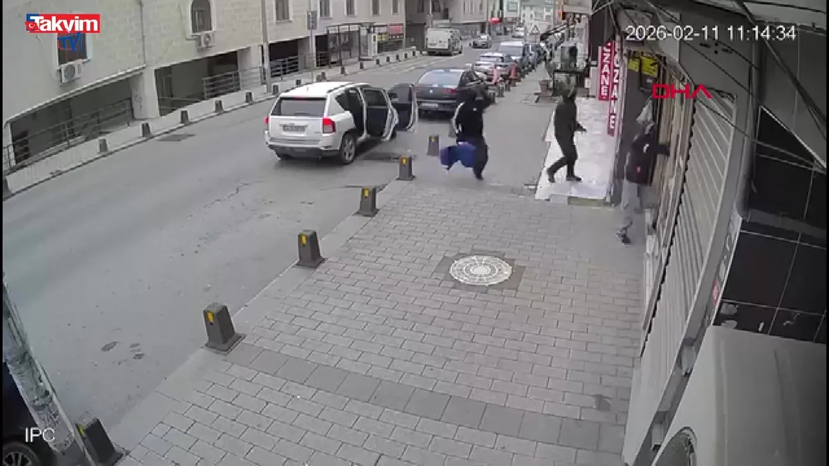 Eyüpsultan'da kuyumcu soygunu: İşte o anlar!