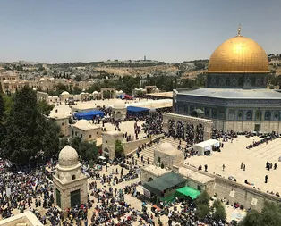 Yarım asır sonra ilk kez namaz yasağı