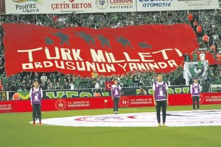 Fenerbahçe Teknik Direktörü Ersun Yanal: Kazanarak yürümeliyiz