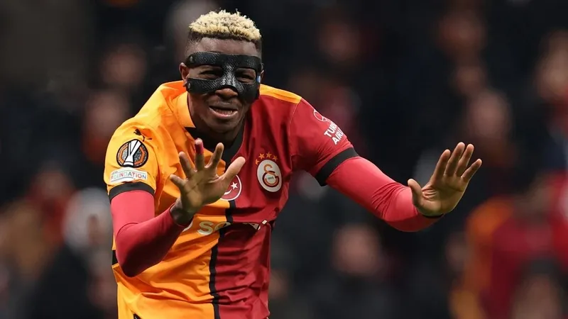 osimhen-paylasilamiyor-arsenal-manchester-united-ve-chelsea-yarisa-girdi-1740896856785.jpeg Osimhen (Takvim.com.tr)