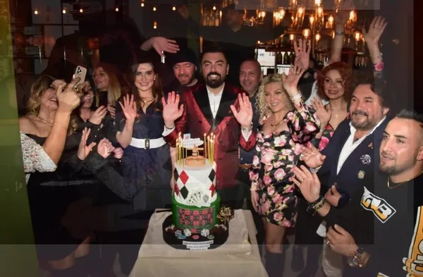 evren-yaslak-yeni-yasinda-cemiyet-hayatini-bulusturdu-1617031630318.jpeg Evren Yaşlak yeni yaşında cemiyet hayatını buluşturdu-2