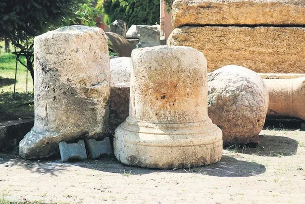 1660082414376.jpeg Bolu 250 yıllık 3 sütun kayıplara karıştı! 1 yıldır kayıp olan tarihi eserleri köylüler Altınkılıç Ailesi’nin evinde buldu-3