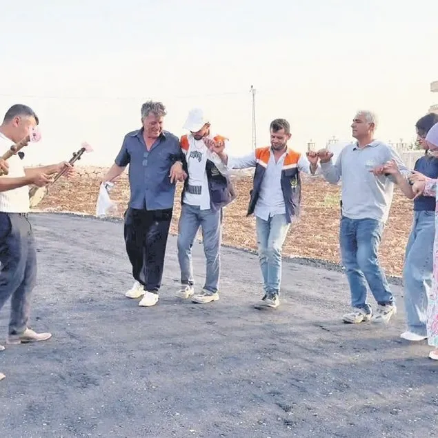 Asfalt halayı