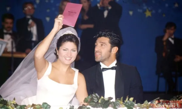 Hakan Ural’ın ‘yaşayan efsane’ dediği eski eşine bakın! Sibel Can vücudunu saran elbisesiyle oryantal yaptı ilk tepki Melisa Ural’dan! - 2