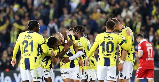 Fenerbahçe Süper Lig’in 12. haftasında evinde Sivas’ı 4-0 mağlup etti!