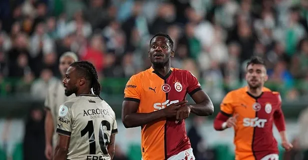 Okan Buruk maçtan sonra Bodrum Stadı’na ve zemine tepki gösterdi: Burada top oynanmaz