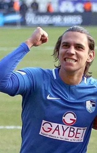 Tarkan & Taylan yakın takipte!