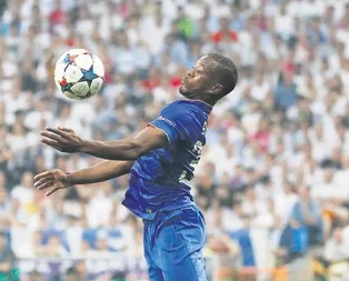 Şimdi Evra Haziran’da Asamoah