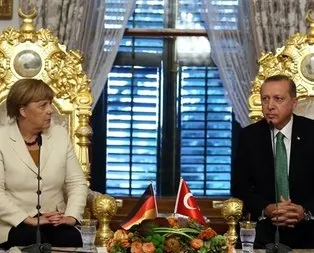 Hürriyet ’hilal’den rahatsız oldu