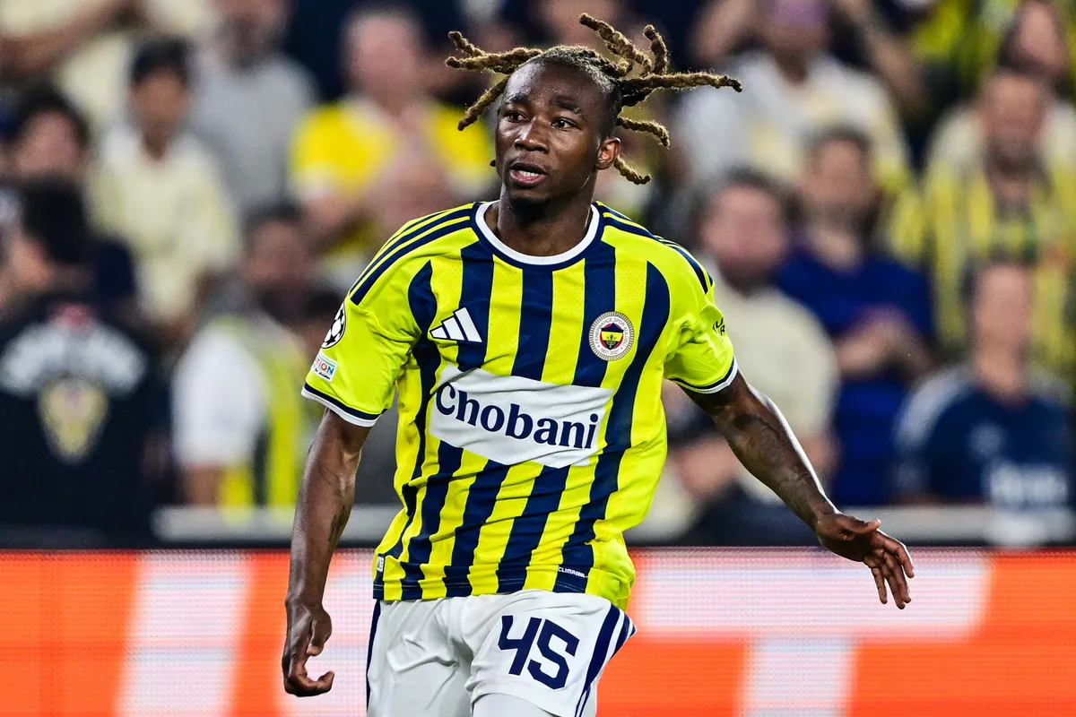 fenerbahcede-hedef-delgado-ve-suarez-nene-ile-veda-yakin-1792053985029.jpg Fenerbahçe'de 2 transfer 1 ayrılık: Ocak ayı için harekete geçildi!-4