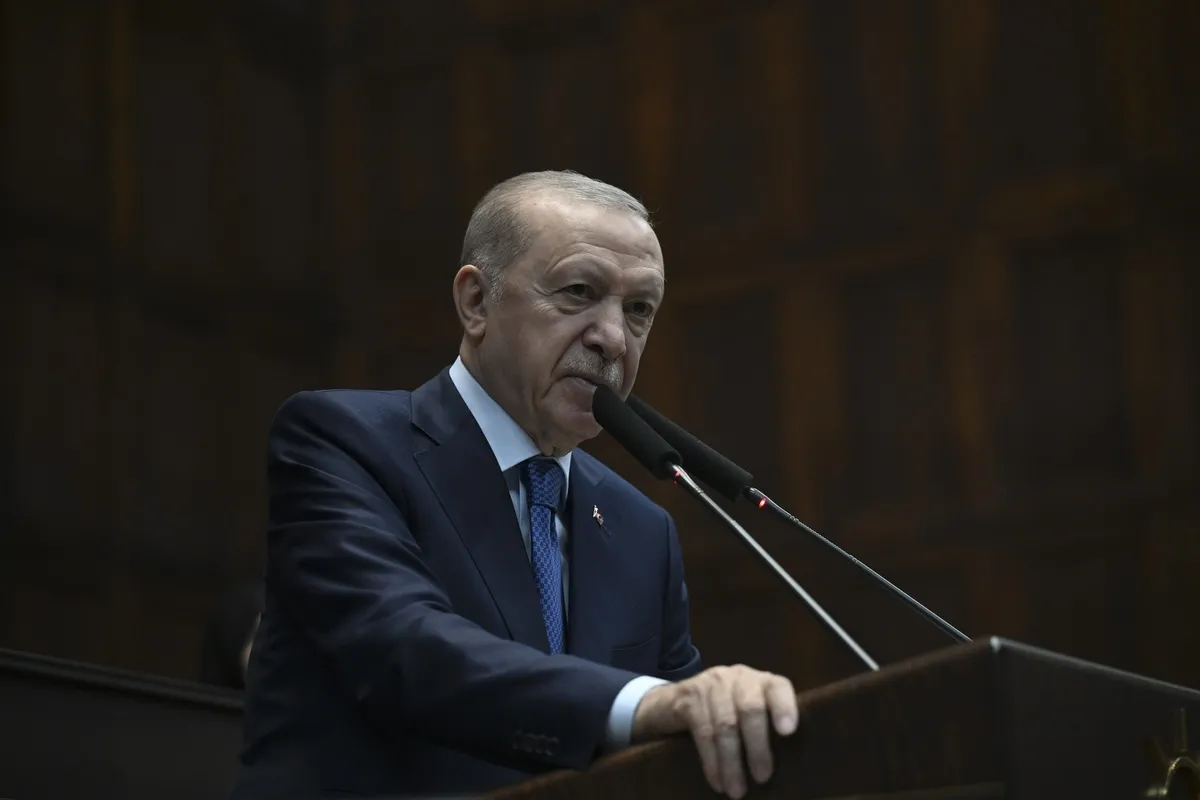 pkknin-tasfiyesini-hizlandiracak-surece-gerildi-sahada-es-zamanlilik-modeli-once-silahlar-ve-magaralar-sonra-k-1782370441199.jpeg PKK'nın tasfiyesini hızlandıracak sürece girildi! Sahada "Eş zamanlılık" modeli | Önce silahlar ve mağaralar sonra Kandil-4