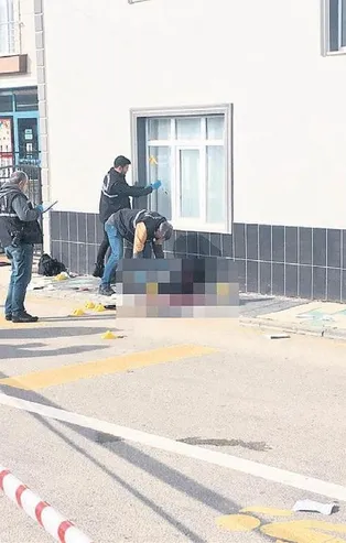 Kıskançlık krizine giren Umutcan İlter sevgilisi  Selcan Dönmezer’i tabanca ile katletti