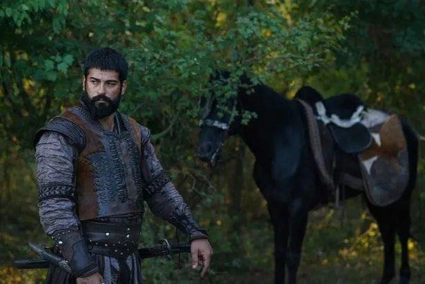 kurulus-osman-savci-bey-kimdir-savci-beyi-oynayan-kanbolat-gorkem-arslan-kimdir-nereli-ve-kac-yasinda-1602681200678.jpg Kuruluş Osman Savcı Bey kimdir? Savcı Bey'i oynayan Kanbolat Görkem Arslan kimdir, nereli ve kaç yaşında?-4