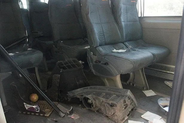 Son dakika: Şanlıurfa'da işçi servisi ile otomobil çarpıştı: 15 yaralı-3