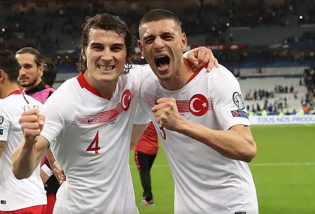 Avrupa'da yeni moda Türk duvarı! Ozan Kabak'ın Liverpool transferi sonrası Premier Lig'de Türk futbolcular...-7