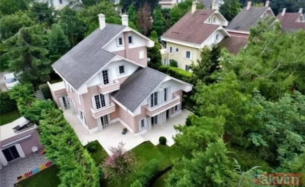 2 sene önce evlenmişti! Ömer’in Gamze’si Gökçe Bahadır’ın Boğaz manzaralı evinin kirası dudak uçuklattı! Meğer Emir Ersoy ile... - 15