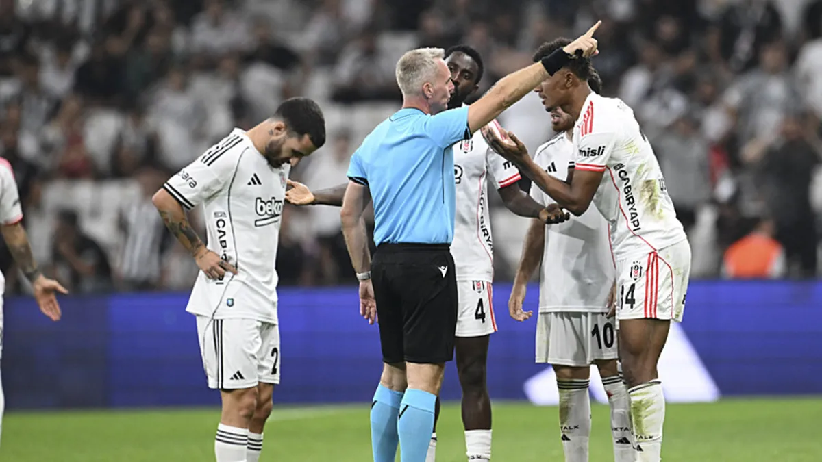 Beşiktaş tribünlerinden FC Lausanne-Sport maçında büyük tepki! Hedefte Ole Gunnar Solskjaer var