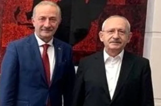 CHP'li Didim Belediye Başkanı Ahmet Deniz Atabay, beraberindeki iki kişiyle iş isteyen kadının ırzına geçti