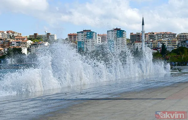 Sıcaklıklar Düşecek Açıklamanın Devamında İse, "Kuzeyden Gelen Soğuk Hava Dalgası Ve Bulutlu Gökyüzü Etkisiyle, Sıcaklıkların 13-15°C Aralığında Seyredeceği Ve...