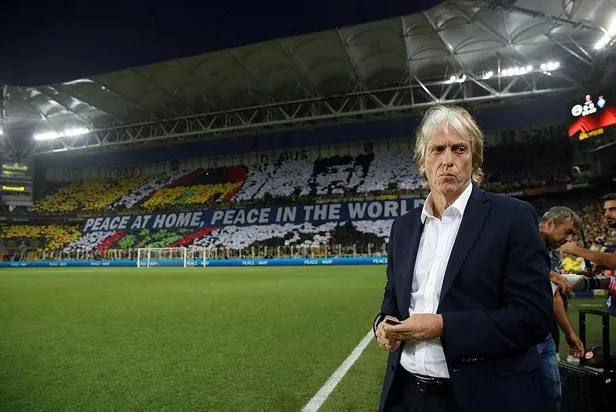 yildiz-parlatma-uzmani-jorge-jesus-sayesinde-sari-lacivertliler-para-basabilir-1663798551966.jpeg Yıldız parlatma uzmanı! Jorge Jesus sayesinde Sarı-Lacivertliler para basabilir!-2