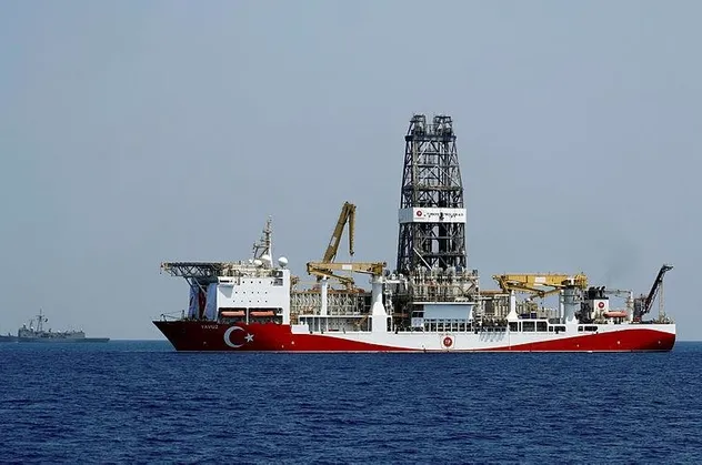 'Yavuz' yeniden Doğu Akdeniz'e açıldı Rumları korku sardı!