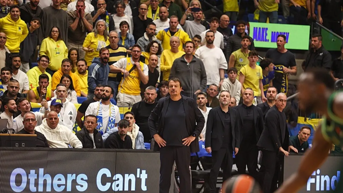 Ergin Ataman'dan İsrailli taraftarların alçak hakaretlerine tepki: "Geldim yine geleceğim"