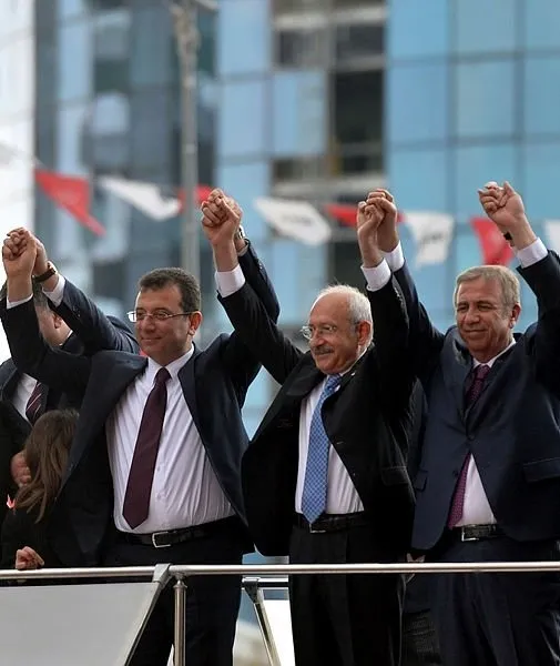 millet-ittifakinda-adaylik-krizi-1639308972446.jpg Millet İttifakı'nda adaylık krizi! CHP lideri Kemal Kılıçdaroğlu veto mu yedi? Ekrem İmamoğlu ve Mansur Yavaş...-5