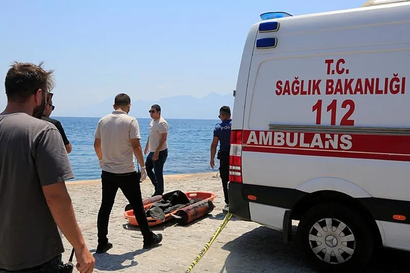 Antalya'da kan donduran olay! Denizde ceset bulundu: Kol bacak ve baş kısmı yok cinsiyeti belirsiz-3