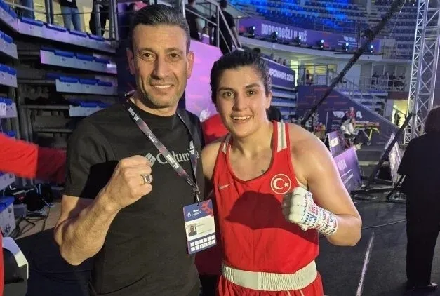 Kadınlar Dünya Boks Şampiyonası’nda 4 sporcumuz madalyayı garantiledi!