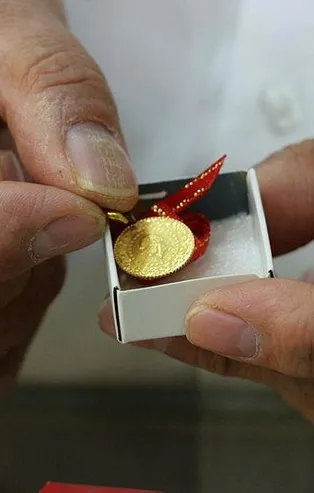 Sahte altına dikkat