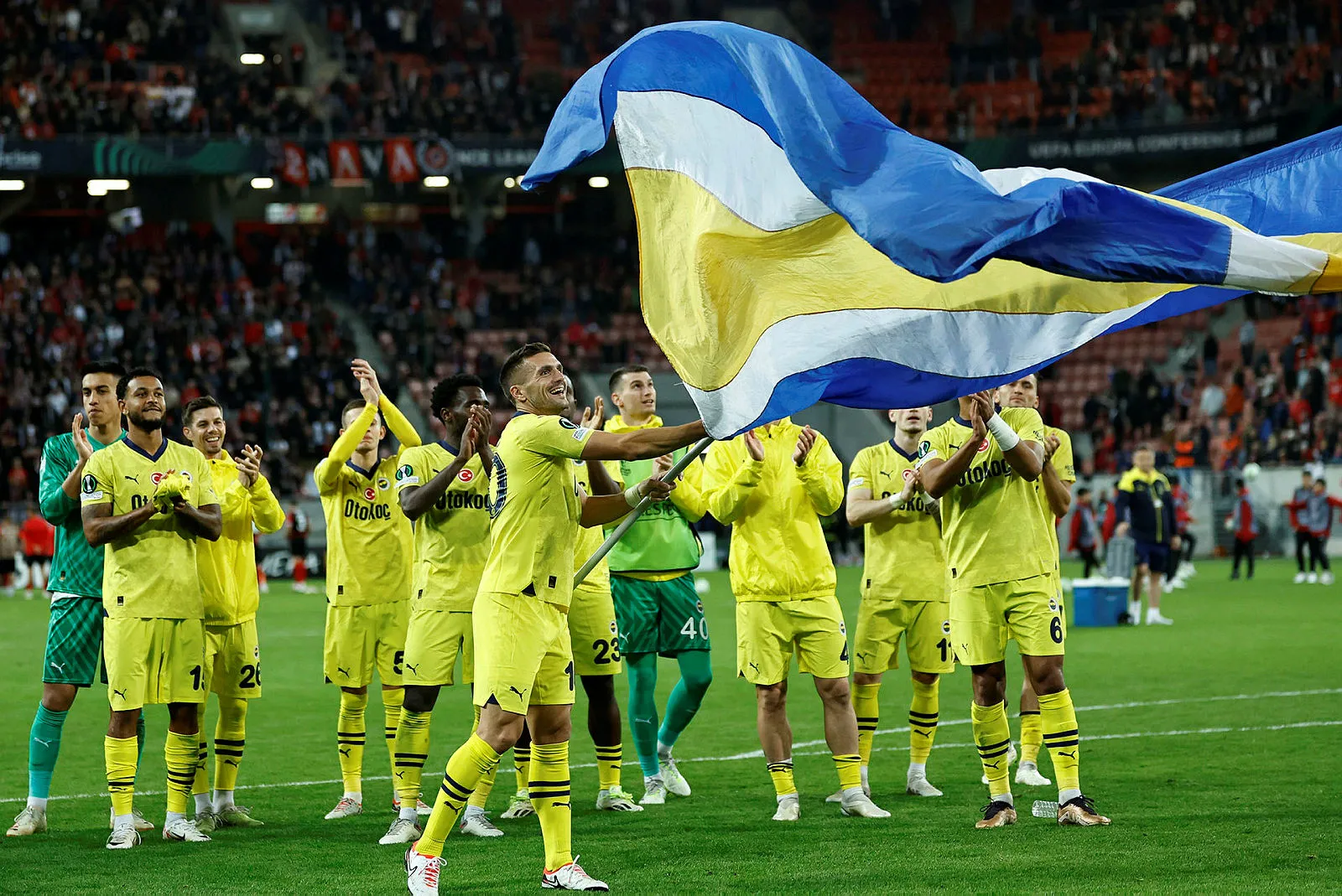 UEFA kulüpler sıralaması güncellendi! Galatasaray mı Fenerbahçe mi? - 4